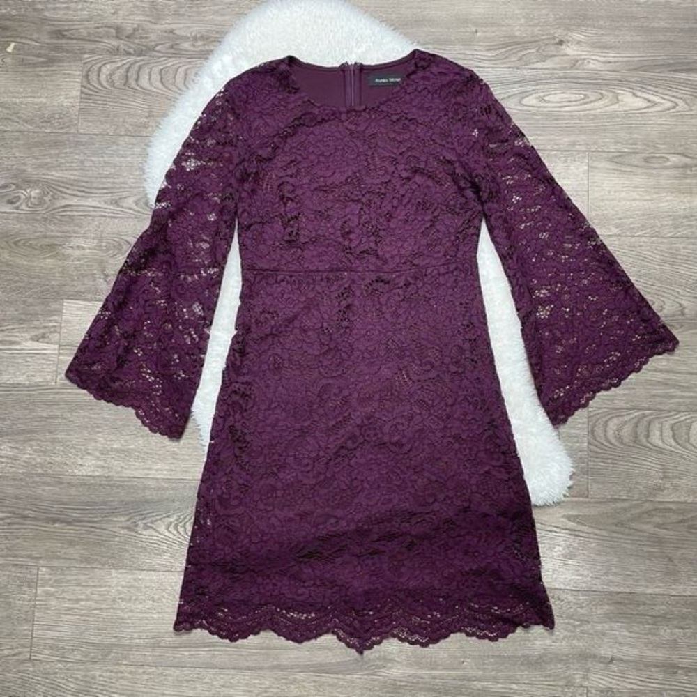 Ivanka Trump Lace Dress Bell Sleeve Size 4 Purple Cocktail Short